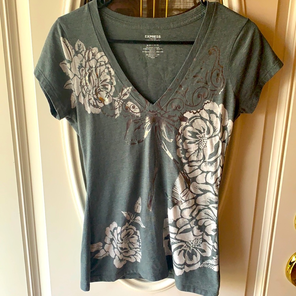 Women’s express tshirt